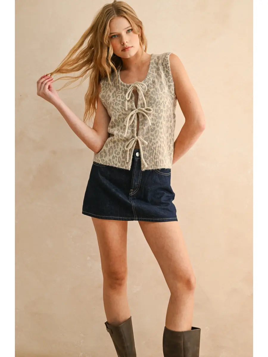 Leopard Pattern Tied Front Knitted Vest