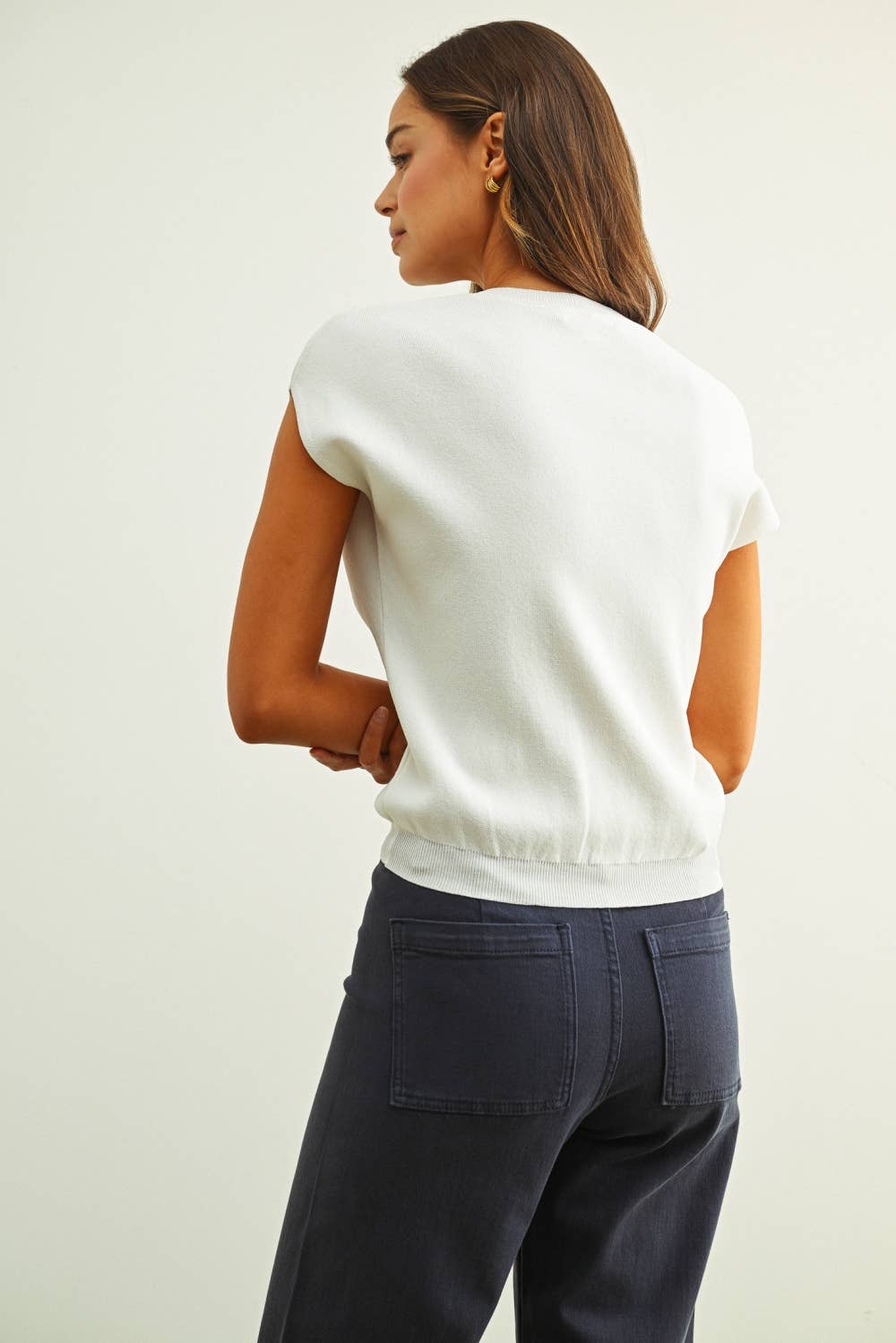 Round Neck Short Sleeve Knit Top