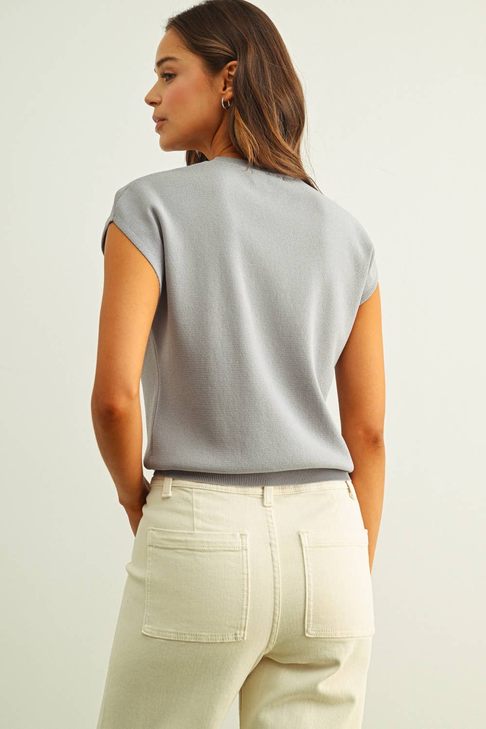 Round Neck Short Sleeve Knit Top