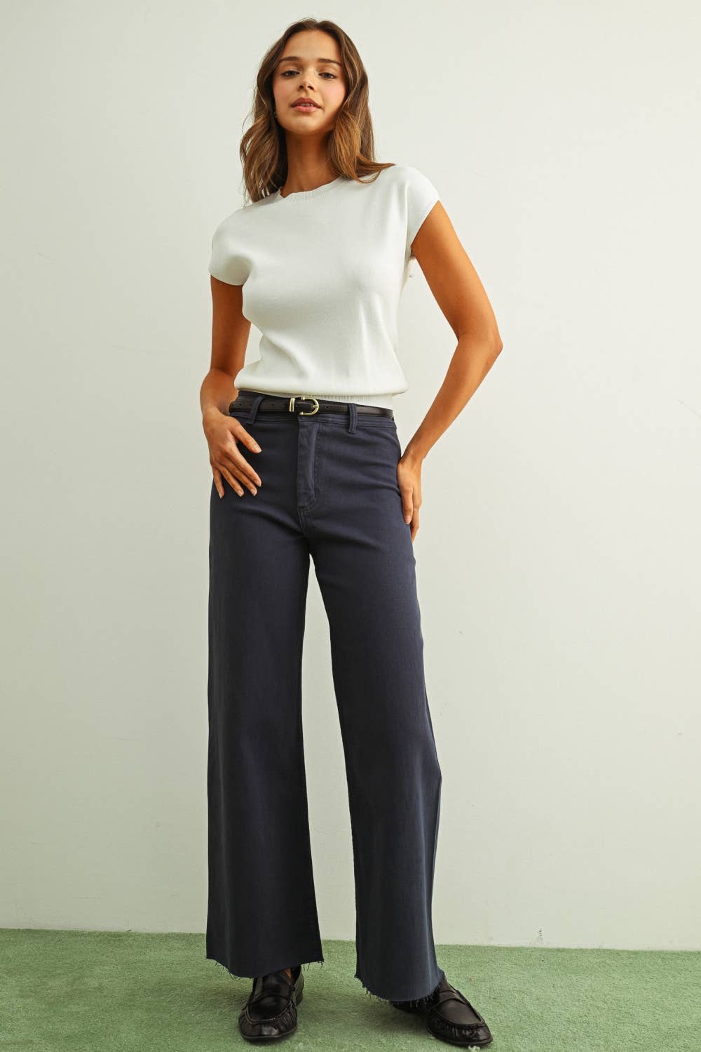 Round Neck Short Sleeve Knit Top