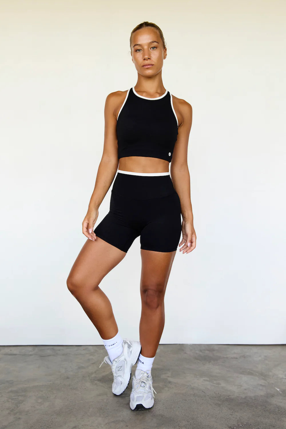 Astoria LUXE BALANCE Cut Out Sports Crop