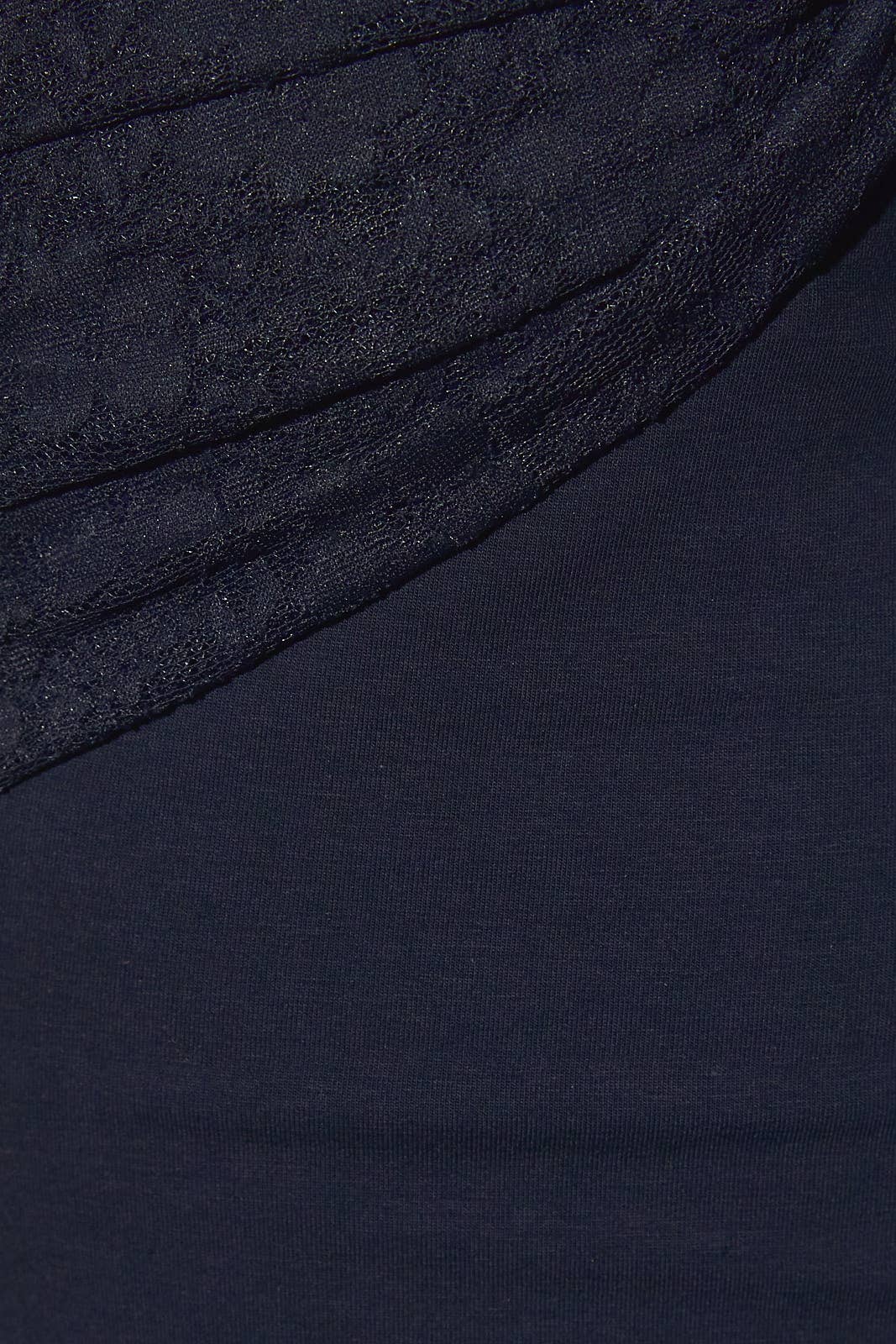The Arie Top